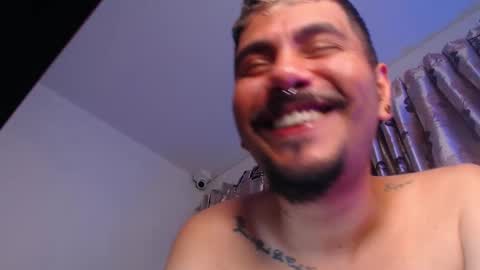 Snapshot of ramses_the_kinng chatting on October 25, 7:38 am ramses thekinng online show from October 25, 7:38 am