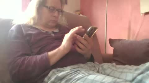 ramteichj online show from May 10, 7:57 am