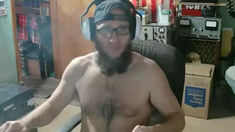 Snapshot of randalltotazz chatting on April 25, 8:39 pm Randall online show from April 25, 8:39 pm