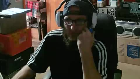 Snapshot of randalltotazz chatting on May 8, 8:58 pm Randall online show from May 8, 8:58 pm