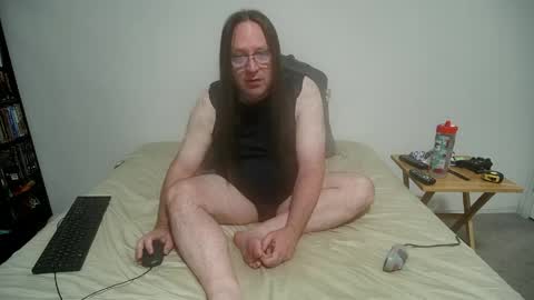 Snapshot of rando1235 chatting on May 16, 6:32 am rando1235 online show from May 16, 6:32 am