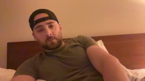 Snapshot of randomdude5950 chatting on December 2, 1:47 am randomdude5950 online show from December 2, 1:47 am