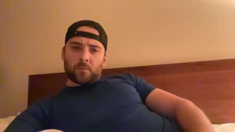 Snapshot of randomdude5950 chatting on November 12, 1:28 am randomdude5950 online show from November 12, 1:28 am