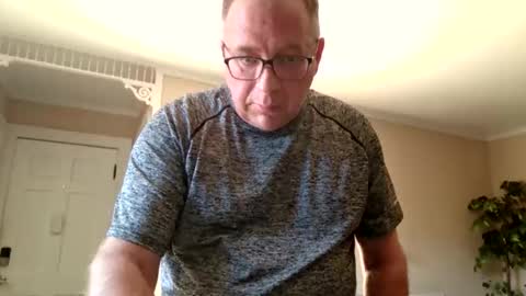 Snapshot of randy025_26 chatting on November 4, 9:36 pm randy025_26 online show from November 4, 9:36 pm