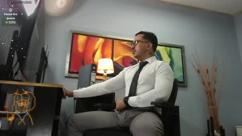 randylukehot online show from April 8, 7:25 pm