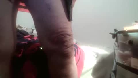 Snapshot of randymann62 chatting on February 26, 1:48 am randymann62 online show from February 26, 1:48 am