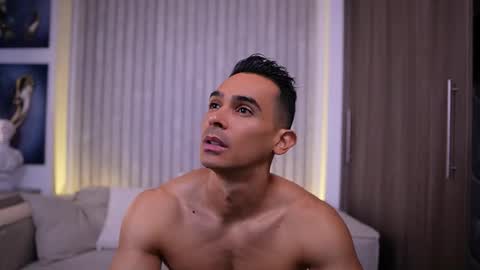 Snapshot of randypitts chatting on January 31, 7:56 pm RANDY online show from January 31, 7:56 pm