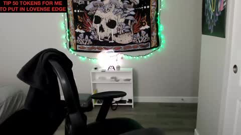 Snapshot of randyroderick chatting on February 12, 7:02 am Randy Rod online show from February 12, 7:02 am