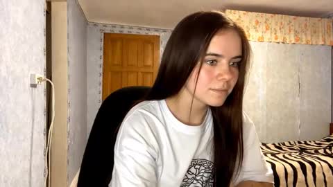 Snapshot of raneetagaloe chatting on September 13, 4:07 pm Lia online show from September 13, 4:07 pm
