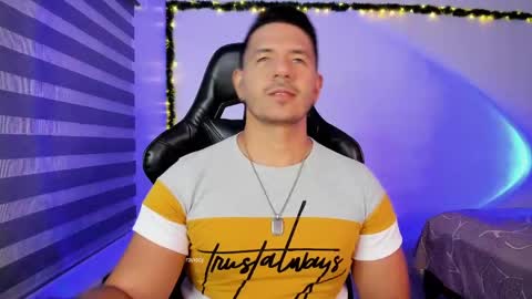 Jonas online show from April 15, 12:06 am