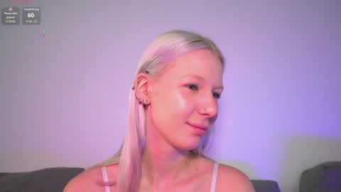 Snapshot of rany_thompson chatting on July 28, 8:54 am Rany Thompson online show from July 28, 8:54 am