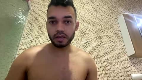 raphael246989 online show from December 6, 12:02 am