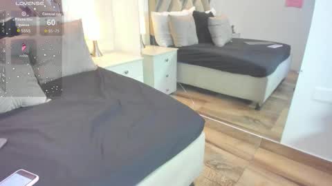 Raquel Moore  online show from January 17, 2:44 pm