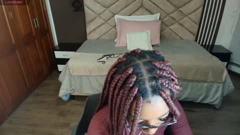 Raquel online show from February 18, 11:44 am