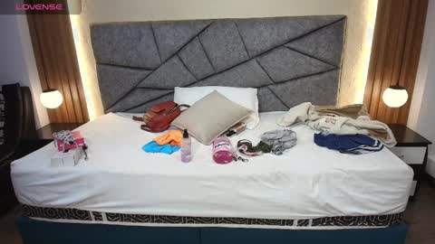 Raquel online show from April 8, 7:14 pm