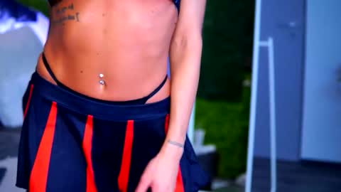 Raquelle online show from October 31, 10:16 am