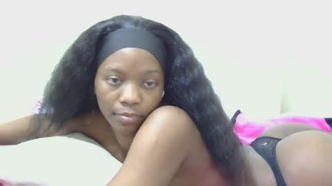 Snapshot of rare_pearl01 chatting on July 12, 12:12 am Rare Pearl01 online show from July 12, 12:12 am