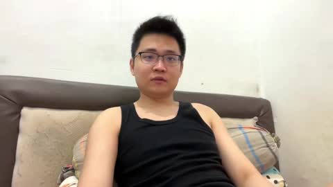 Snapshot of ratedepic17 chatting on March 2, 6:51 pm randomnaut online show from March 2, 6:51 pm
