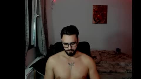 RaulMaxel online show from February 5, 5:28 pm