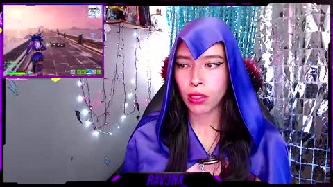   online show from April 9, 8:36 pm