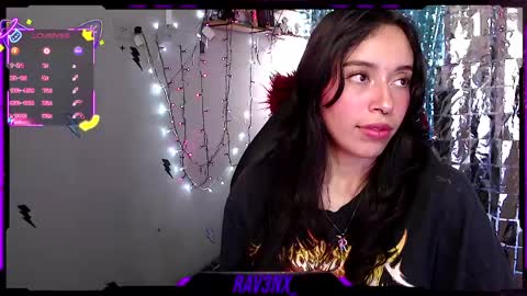   online show from April 15, 4:14 pm