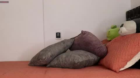 Raven online show from February 1, 12:09 am