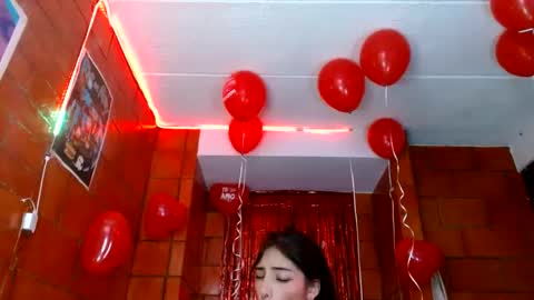 Snapshot of raven__purple chatting on February 15, 2:15 am raven__purple online show from February 15, 2:15 am