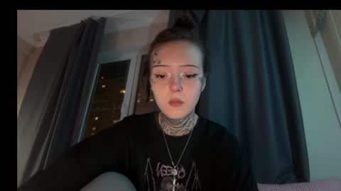 Snapshot of raven_armor chatting on July 3, 6:14 pm raven_armor online show from July 3, 6:14 pm