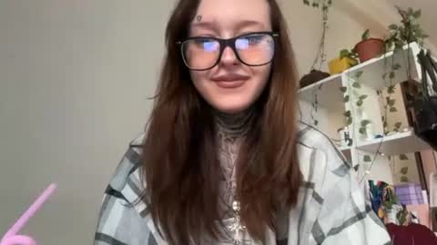 Snapshot of raven_armor chatting on August 4, 12:52 pm raven_armor online show from August 4, 12:52 pm