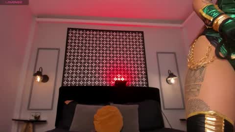 Raven online show from October 26, 7:58 am