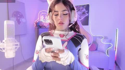 .  online show from November 27, 4:53 pm