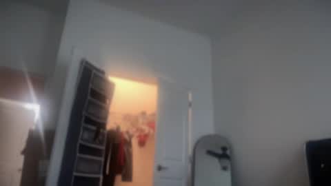 Snapshot of ravenrayyy chatting on October 19, 12:17 pm Raven Ray online show from October 19, 12:17 pm