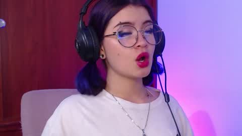 raventh_ online show from March 25, 11:49 am