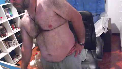 Snapshot of ravingr3d3 chatting on July 6, 12:40 am ravingr3d3 online show from July 6, 12:40 am