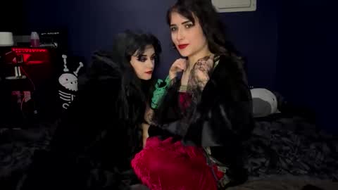 Ravyn and Nyx online show from October 26, 1:33 am