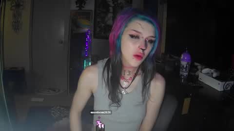 Snapshot of ravynstar13 chatting on October 26, 9:26 am ravynstar13 online show from October 26, 9:26 am