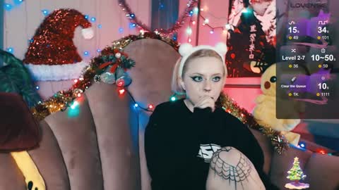 Snapshot of ray__taylor chatting on January 13, 5:33 am Ray online show from January 13, 5:33 am