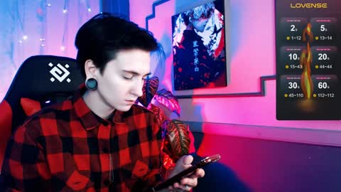 Snapshot of ray__taylor chatting on January 31, 11:45 pm Ray online show from January 31, 11:45 pm