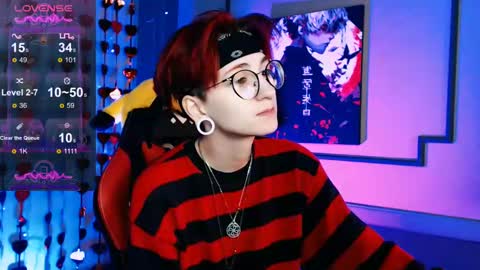 Snapshot of ray__taylor chatting on March 11, 3:56 pm Ray online show from March 11, 3:56 pm