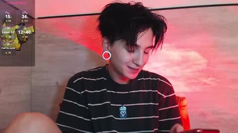 Snapshot of ray__taylor chatting on October 6, 4:59 pm Ray online show from October 6, 4:59 pm