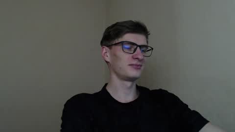 Snapshot of ray_booy chatting on February 5, 10:47 pm Ray Booy online show from February 5, 10:47 pm