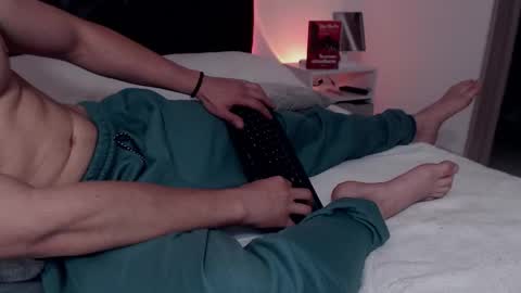Snapshot of ray_weed chatting on October 7, 9:34 pm Ray online show from October 7, 9:34 pm