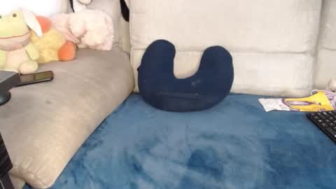 Ray  online show from January 7, 6:43 pm