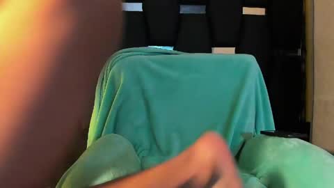 Rayn online show from April 17, 10:46 pm