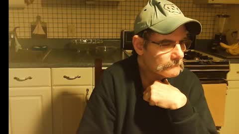 Ray online show from February 11, 8:48 am