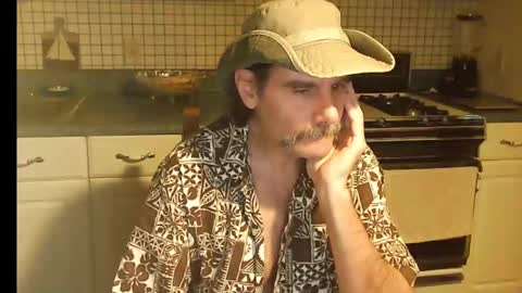 Ray online show from October 6, 8:12 am