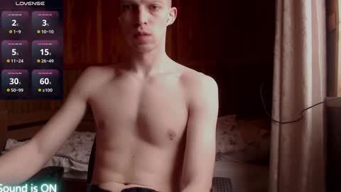 Snapshot of raylonn chatting on January 19, 9:11 am Ray online show from January 19, 9:11 am