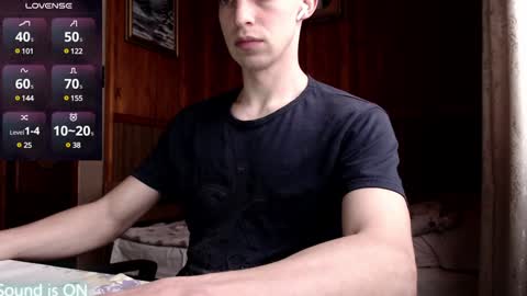 Snapshot of raylonn chatting on February 1, 8:50 am Ray online show from February 1, 8:50 am