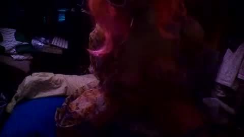 Rayna Sundae online show from December 1, 7:35 am