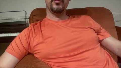 Snapshot of rayos789 chatting on April 30, 3:02 am rayos789 online show from April 30, 3:02 am